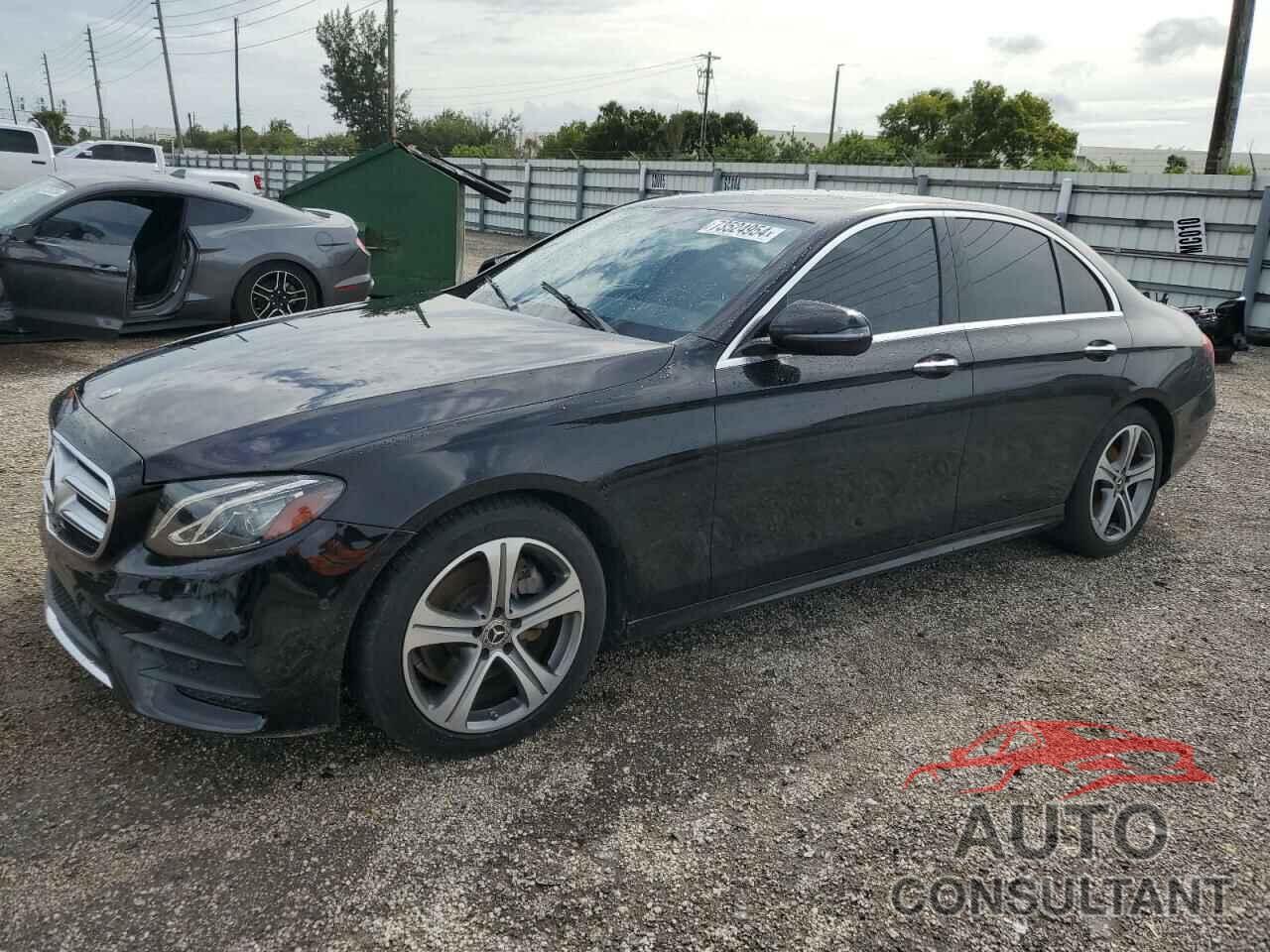 MERCEDES-BENZ E-CLASS 2018 - WDDZF4JB0JA328212