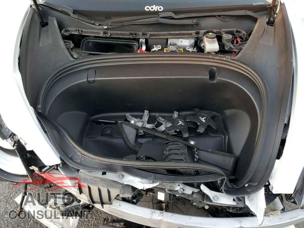 TESLA MODEL 3 2019 - 5YJ3E1EB5KF514476