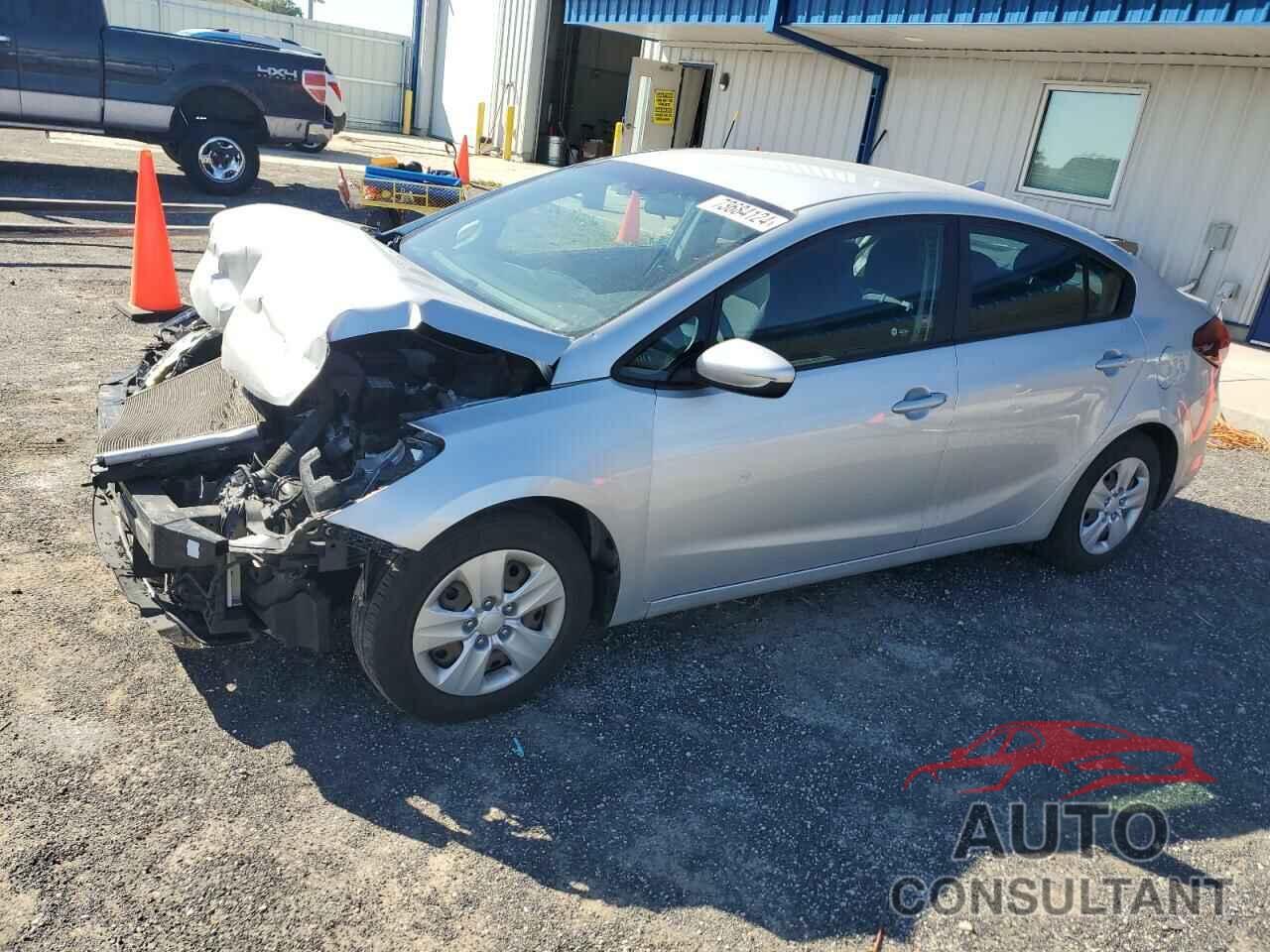 KIA FORTE 2017 - 3KPFK4A74HE140899