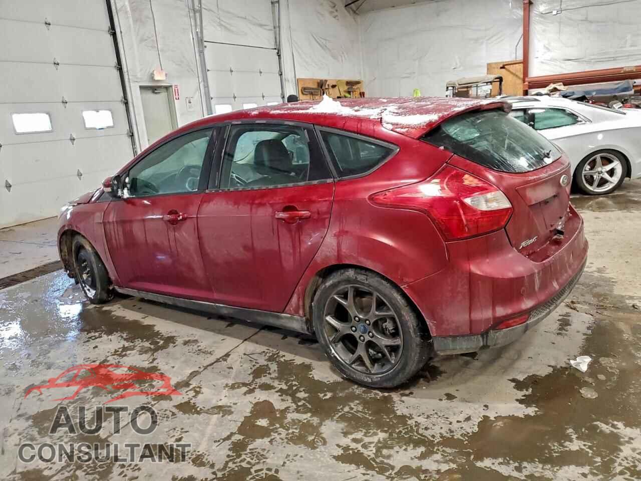 FORD FOCUS 2014 - 1FADP3K21EL148957