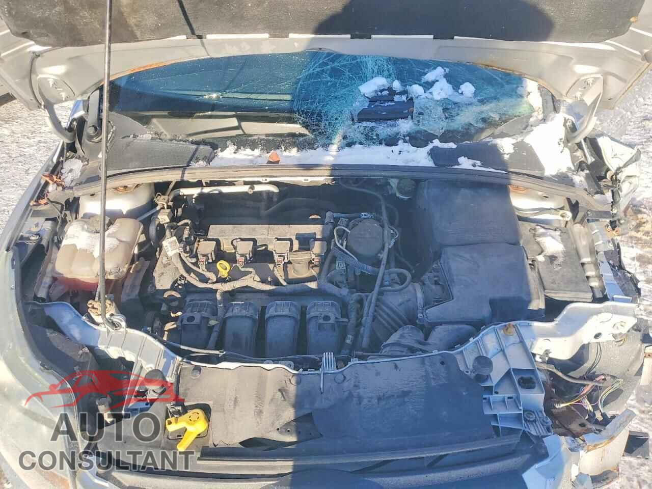 FORD FOCUS 2014 - 1FADP3F2XEL148207