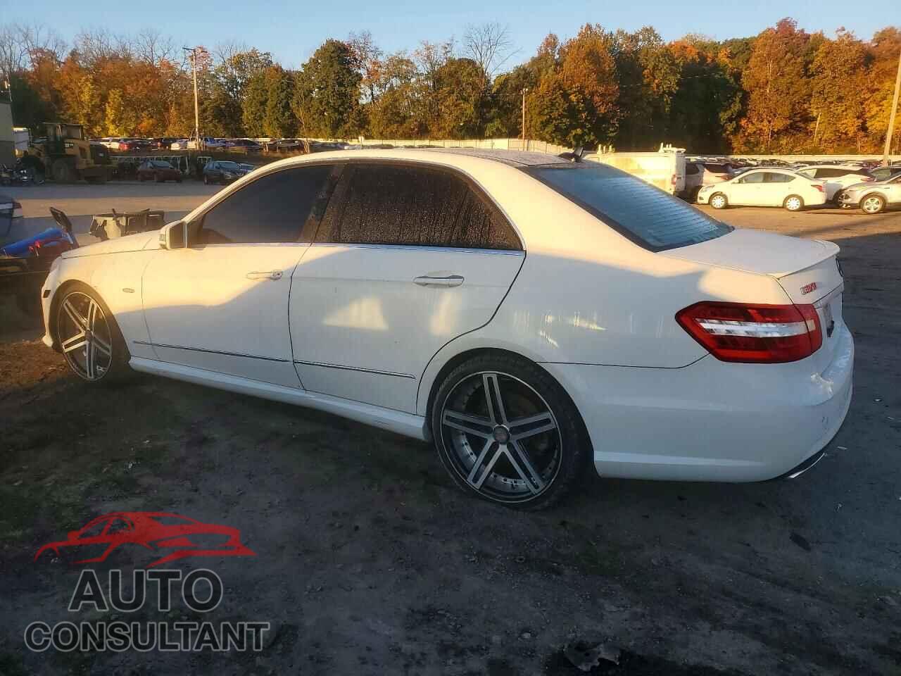 MERCEDES-BENZ E-CLASS 2012 - WDDHF8JB1CA655398