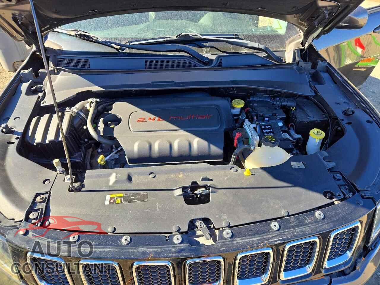 JEEP COMPASS 2018 - 3C4NJDBB5JT403548