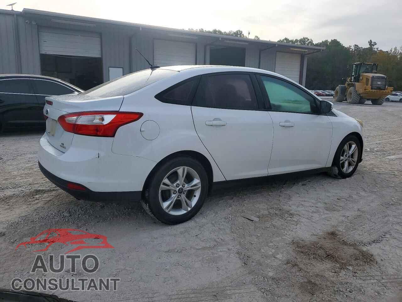 FORD FOCUS 2014 - 1FADP3F27EL282723
