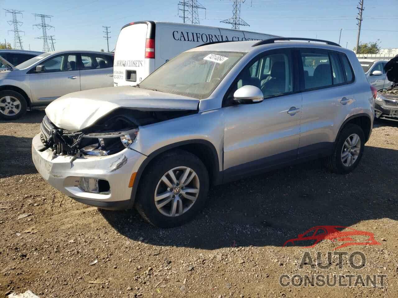 VOLKSWAGEN TIGUAN 2017 - WVGBV7AX1HK004486