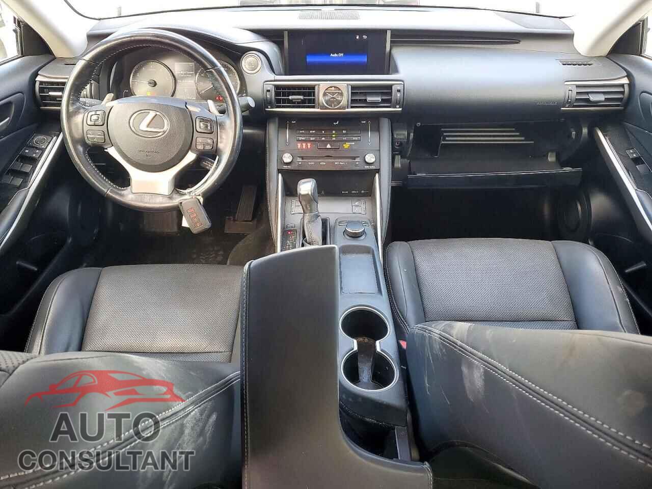 LEXUS IS 2017 - JTHCM1D28H5016107