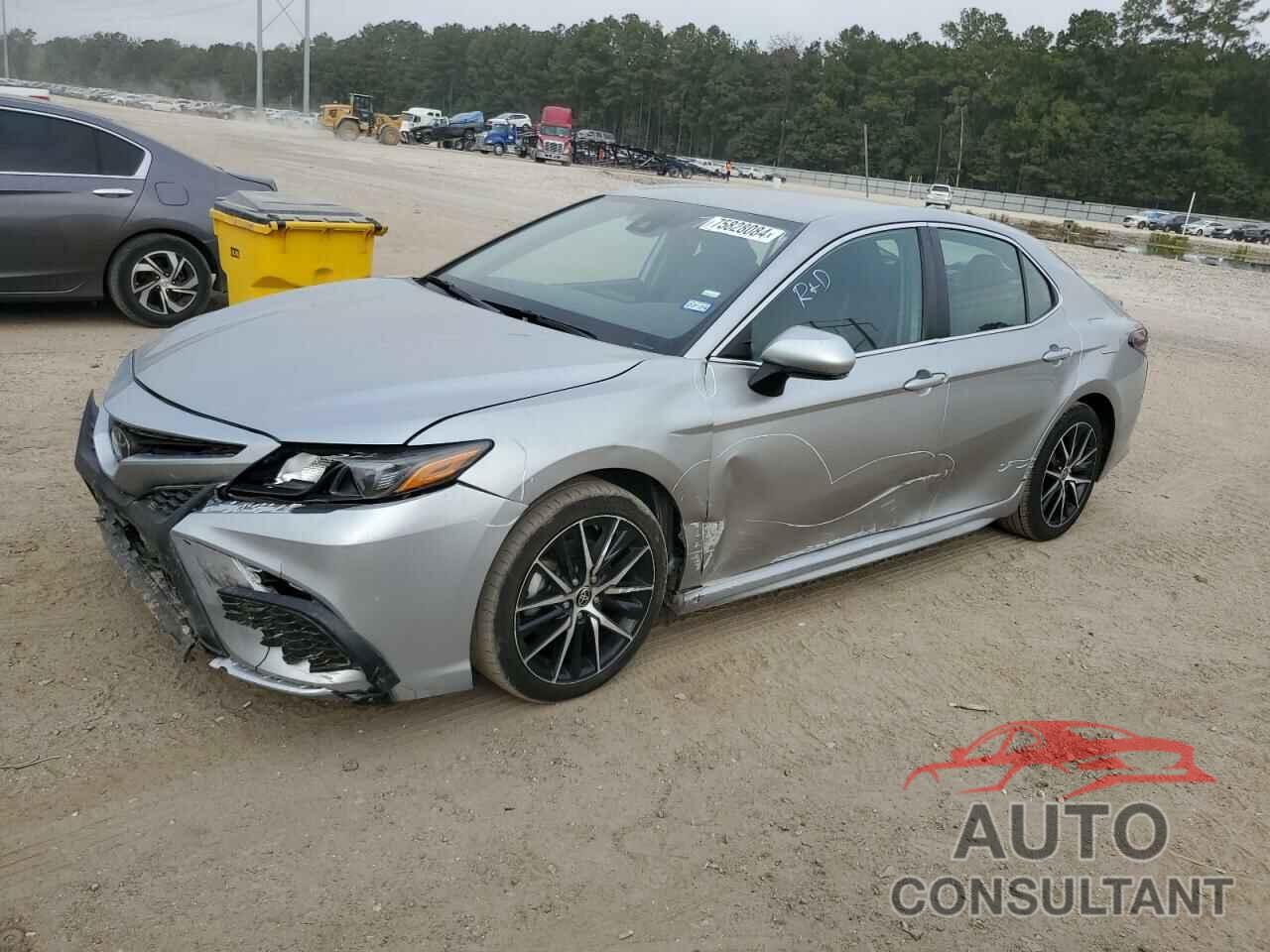 TOYOTA CAMRY 2022 - 4T1G11AK8NU670067