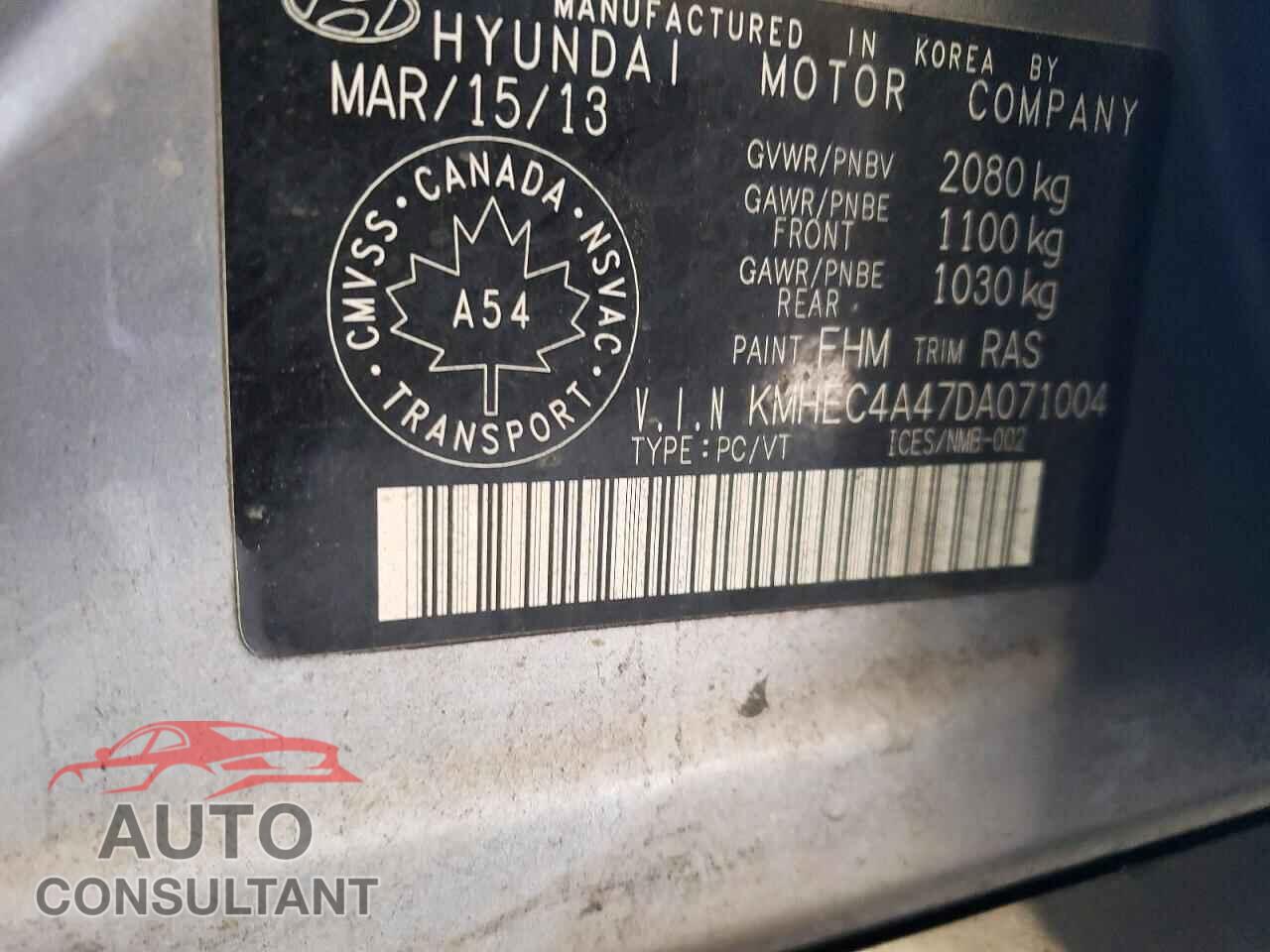 HYUNDAI SONATA 2013 - KMHEC4A47DA071004