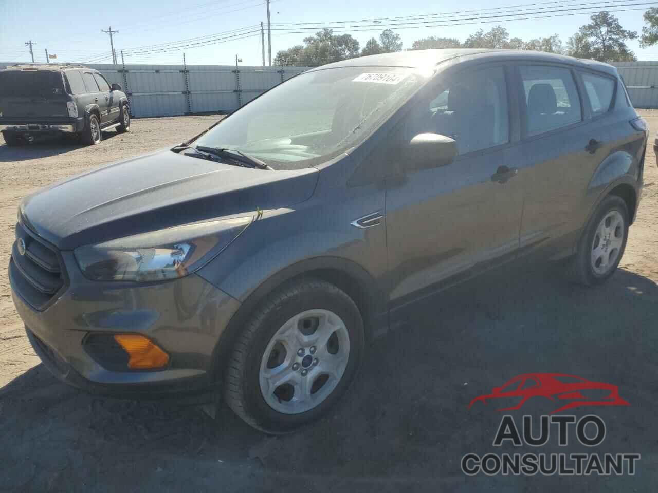 FORD ESCAPE 2018 - 1FMCU0F71JUA16445