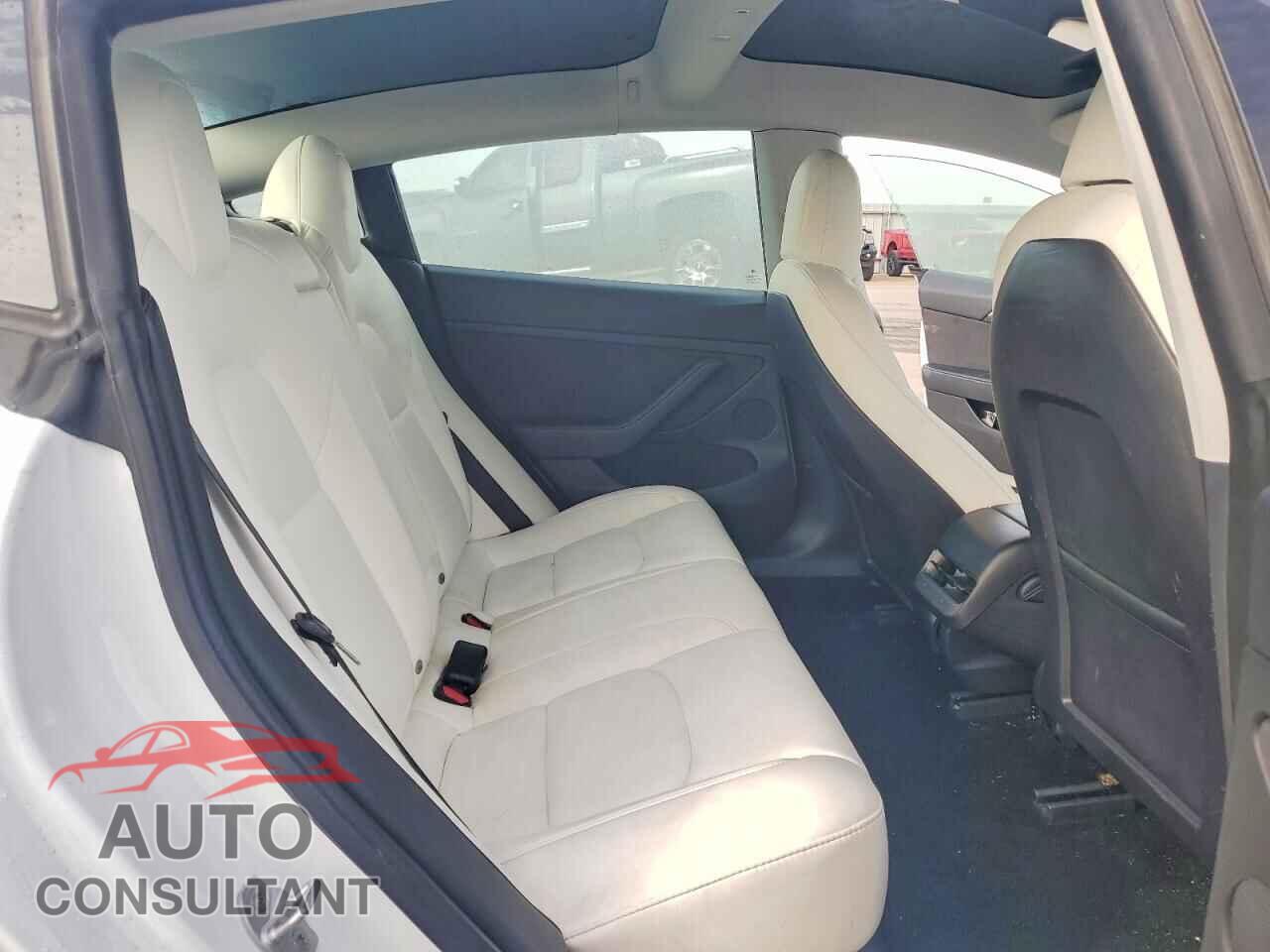 TESLA MODEL 3 2022 - 5YJ3E1EA1NF111350