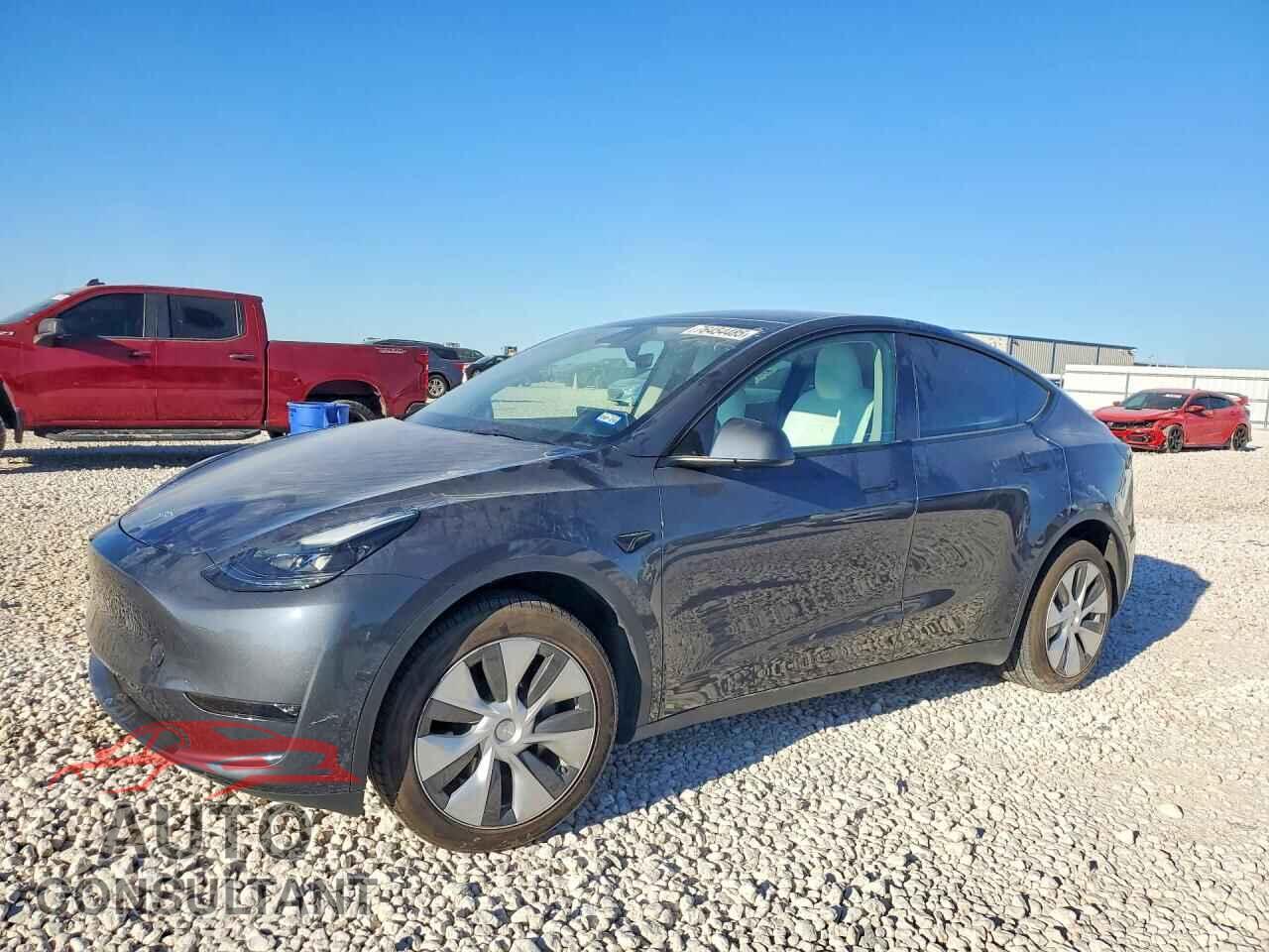 TESLA MODEL Y 2023 - 7SAYGAEE9PF847669