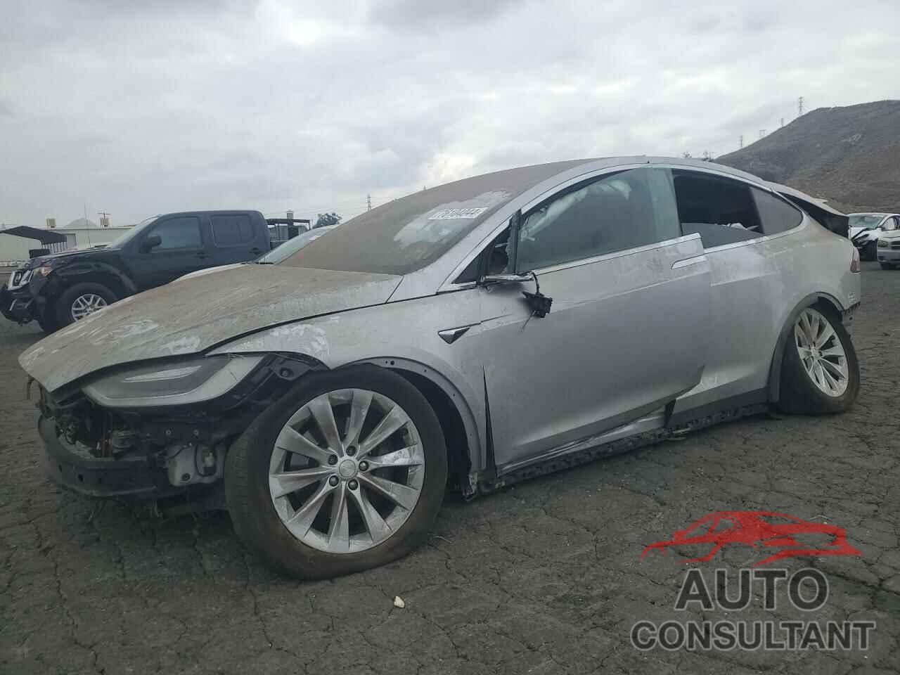 TESLA MODEL X 2017 - 5YJXCDE26HF049076