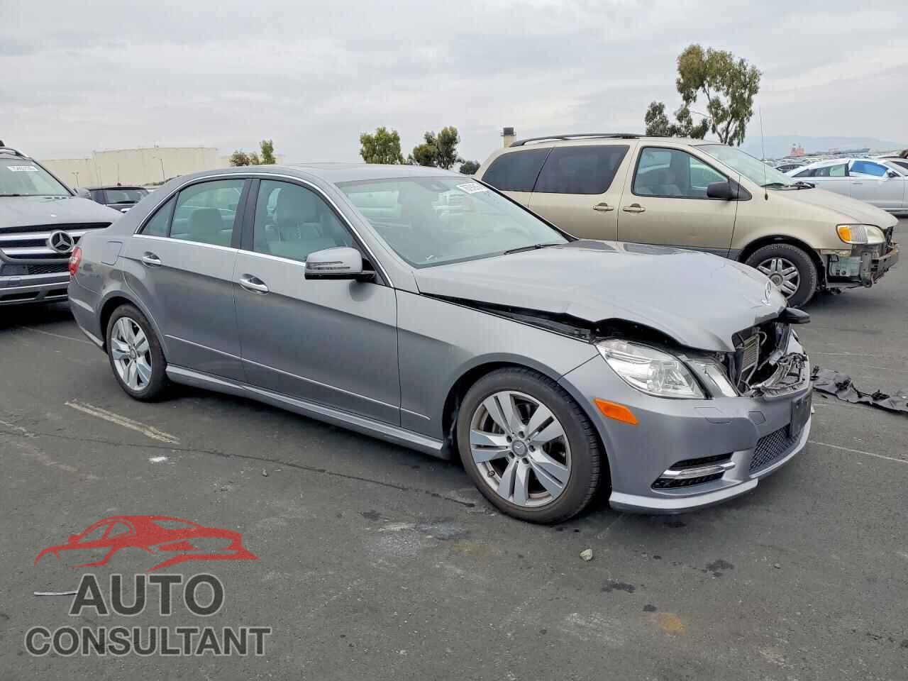 MERCEDES-BENZ E-CLASS 2013 - WDDHF2EB2DA720686