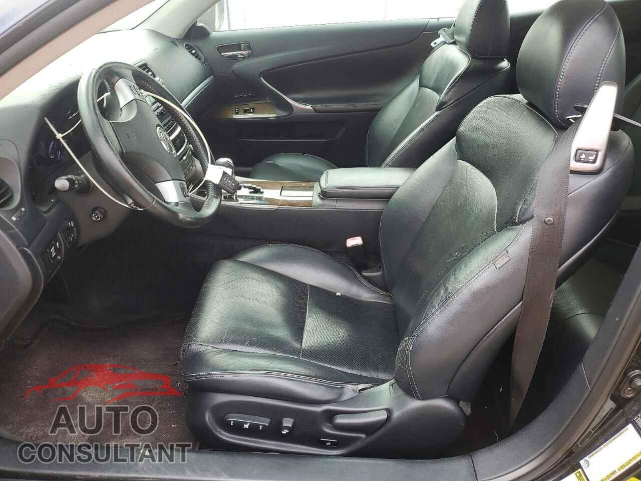 LEXUS IS 2012 - JTHFF2C28C2525655