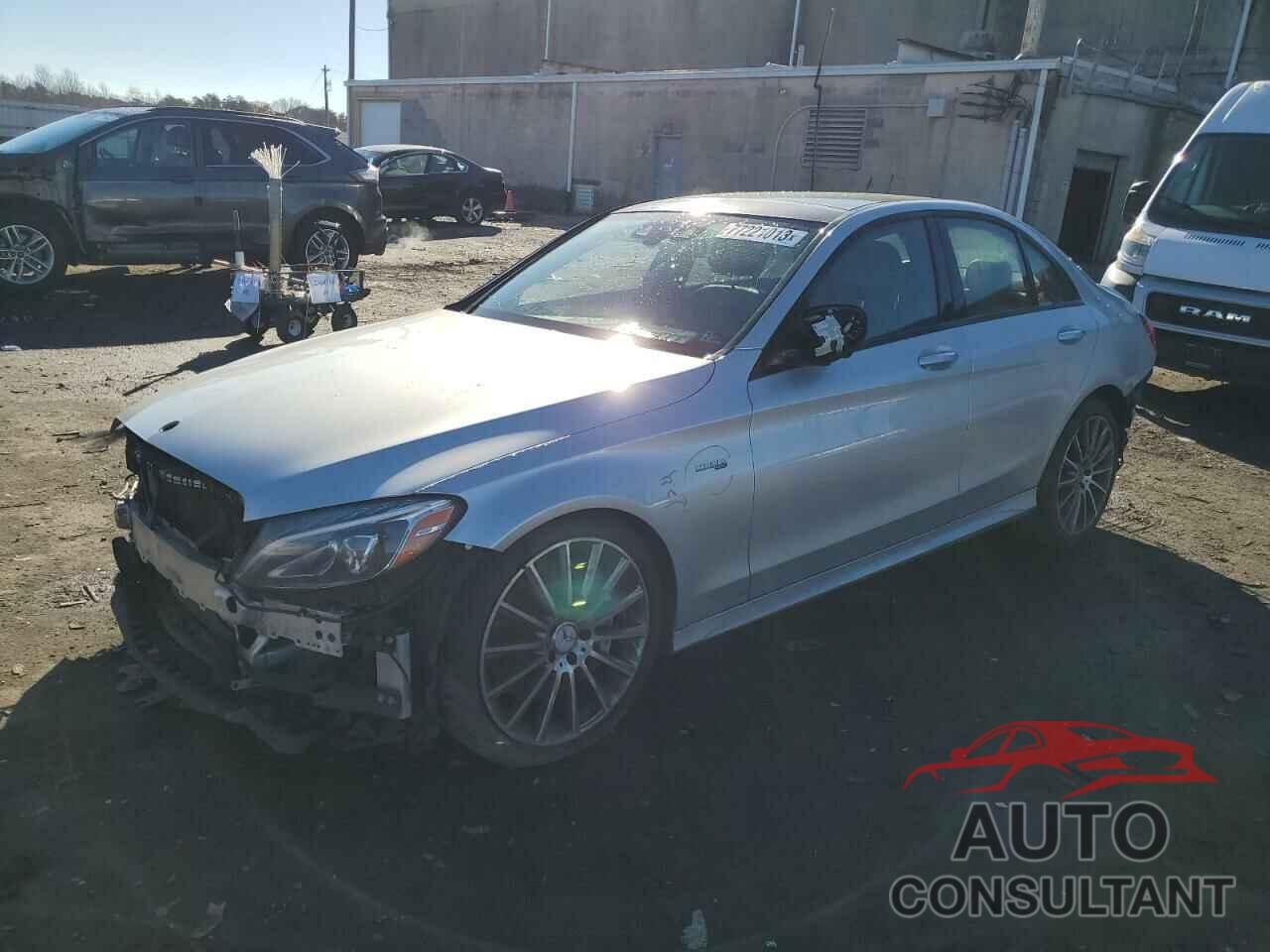 MERCEDES-BENZ C-CLASS 2018 - 55SWF6EB6JU248874