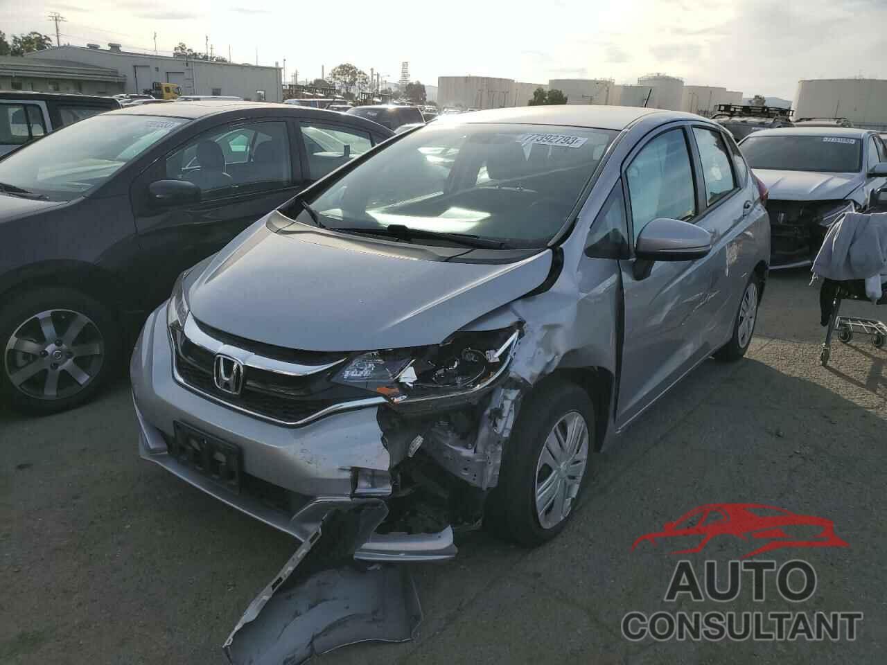 HONDA FIT 2018 - 3HGGK5G47JM733855