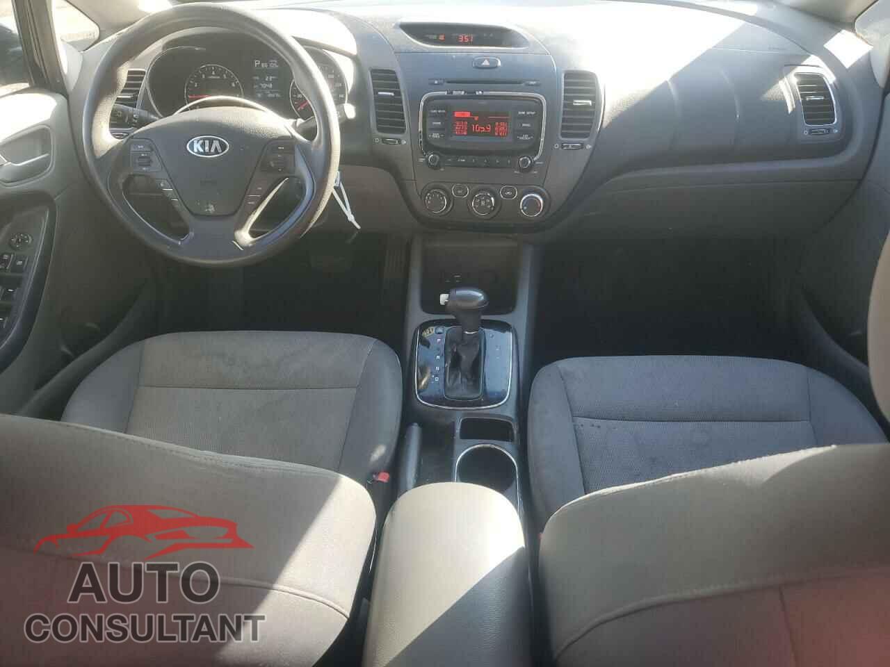 KIA FORTE 2017 - 3KPFK4A70HE017049