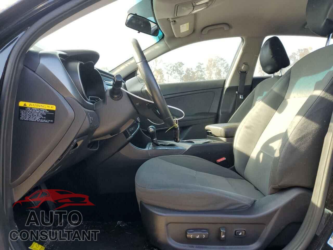 KIA OPTIMA 2016 - KNAGM4AD8G5096465