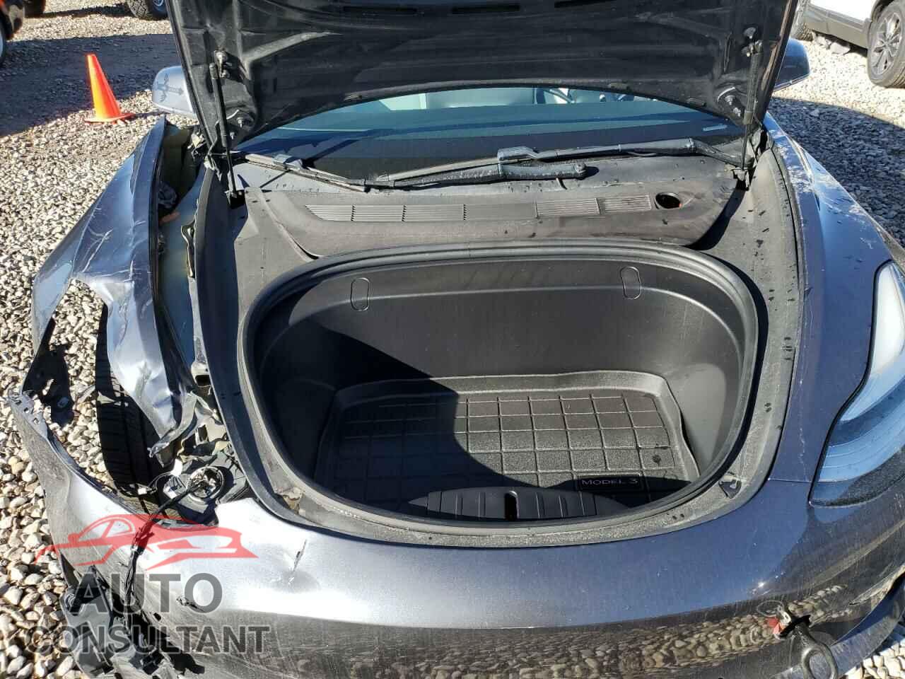 TESLA MODEL 3 2019 - 5YJ3E1EB3KF447652