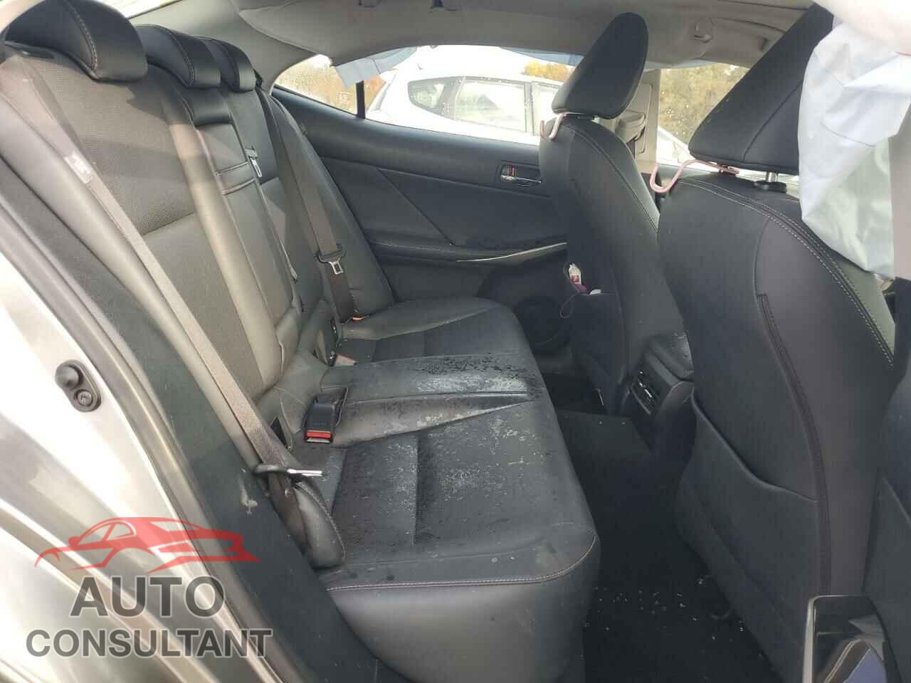 LEXUS IS 2016 - JTHBA1D26G5018845