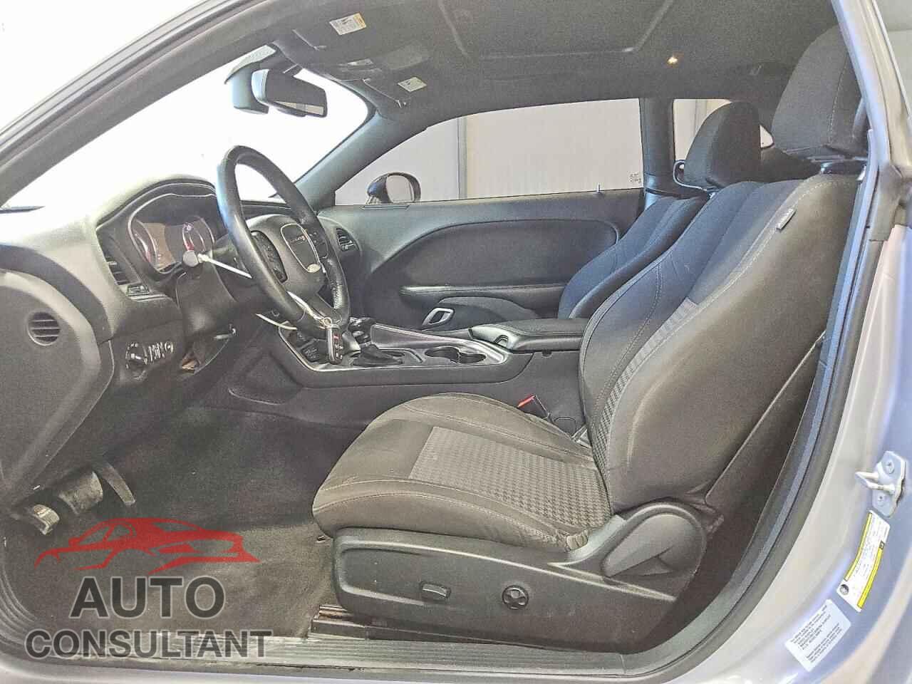 DODGE CHALLENGER 2015 - 2C3CDZAT4FH869384