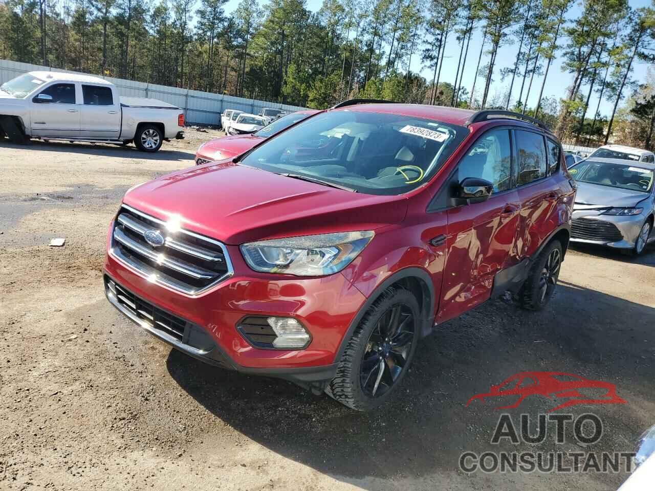 FORD ESCAPE 2017 - 1FMCU9GD0HUE63237