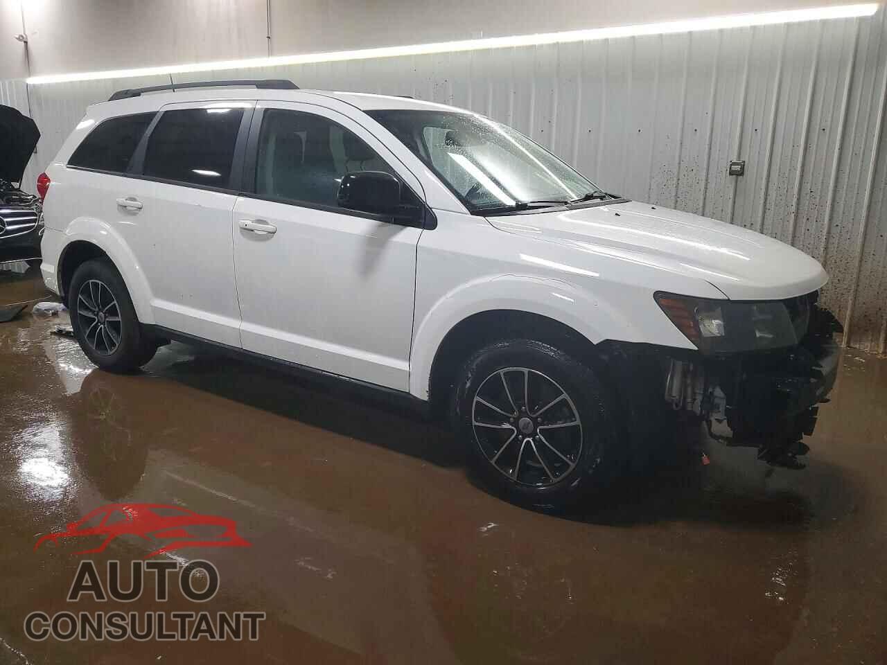 DODGE JOURNEY 2019 - 3C4PDCBB0KT758610