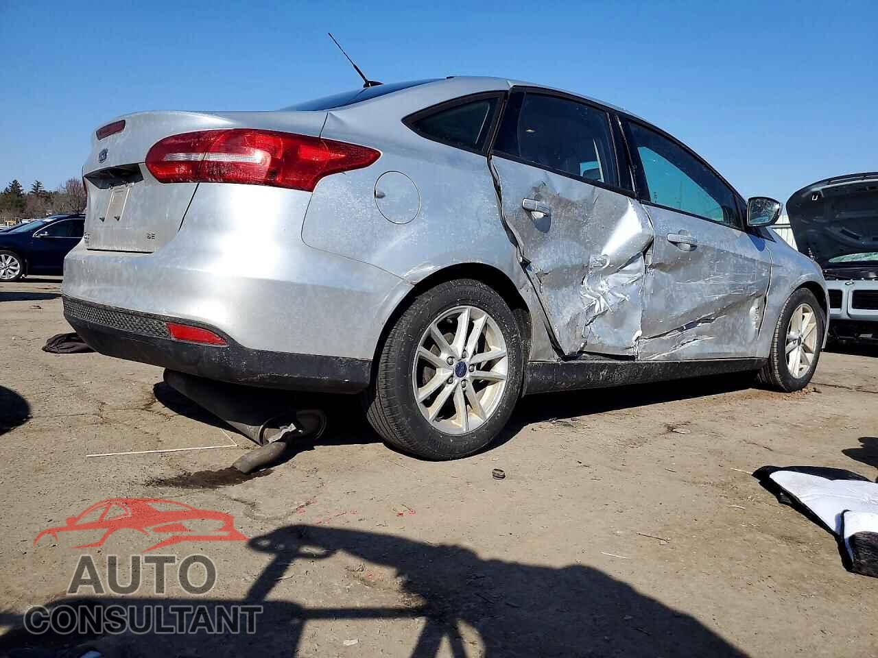 FORD FOCUS 2018 - 1FADP3F26JL233930