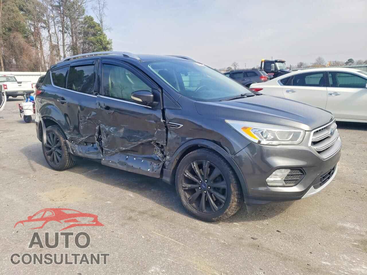 FORD ESCAPE 2017 - 1FMCU0J98HUD81840