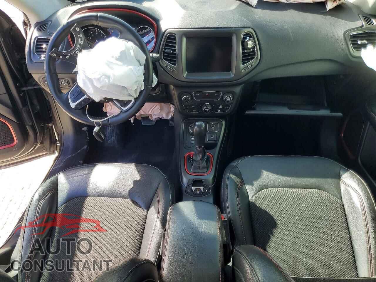 JEEP COMPASS 2019 - 3C4NJDDBXKT739677