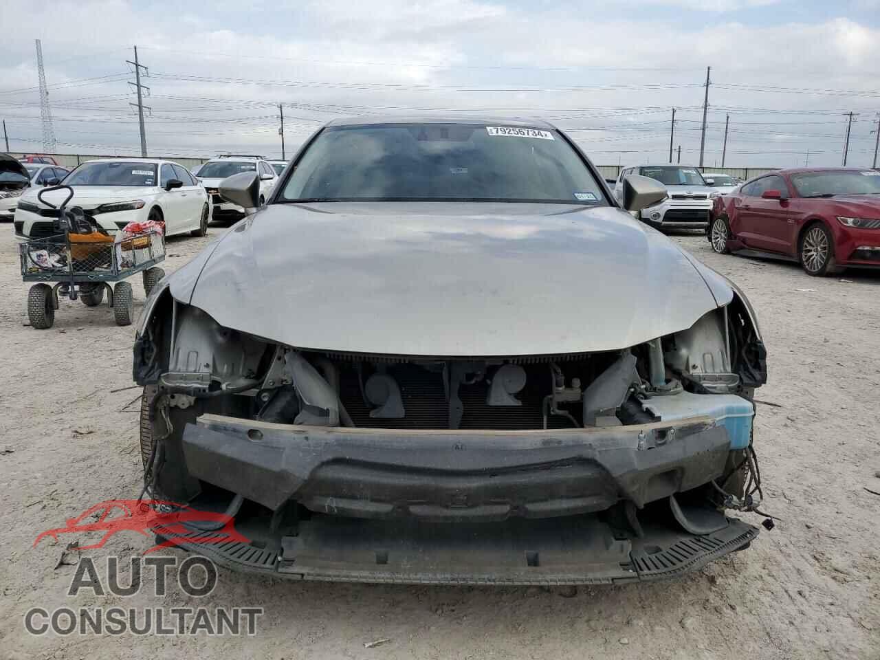 LEXUS IS 2016 - JTHBA1D2XG5023921