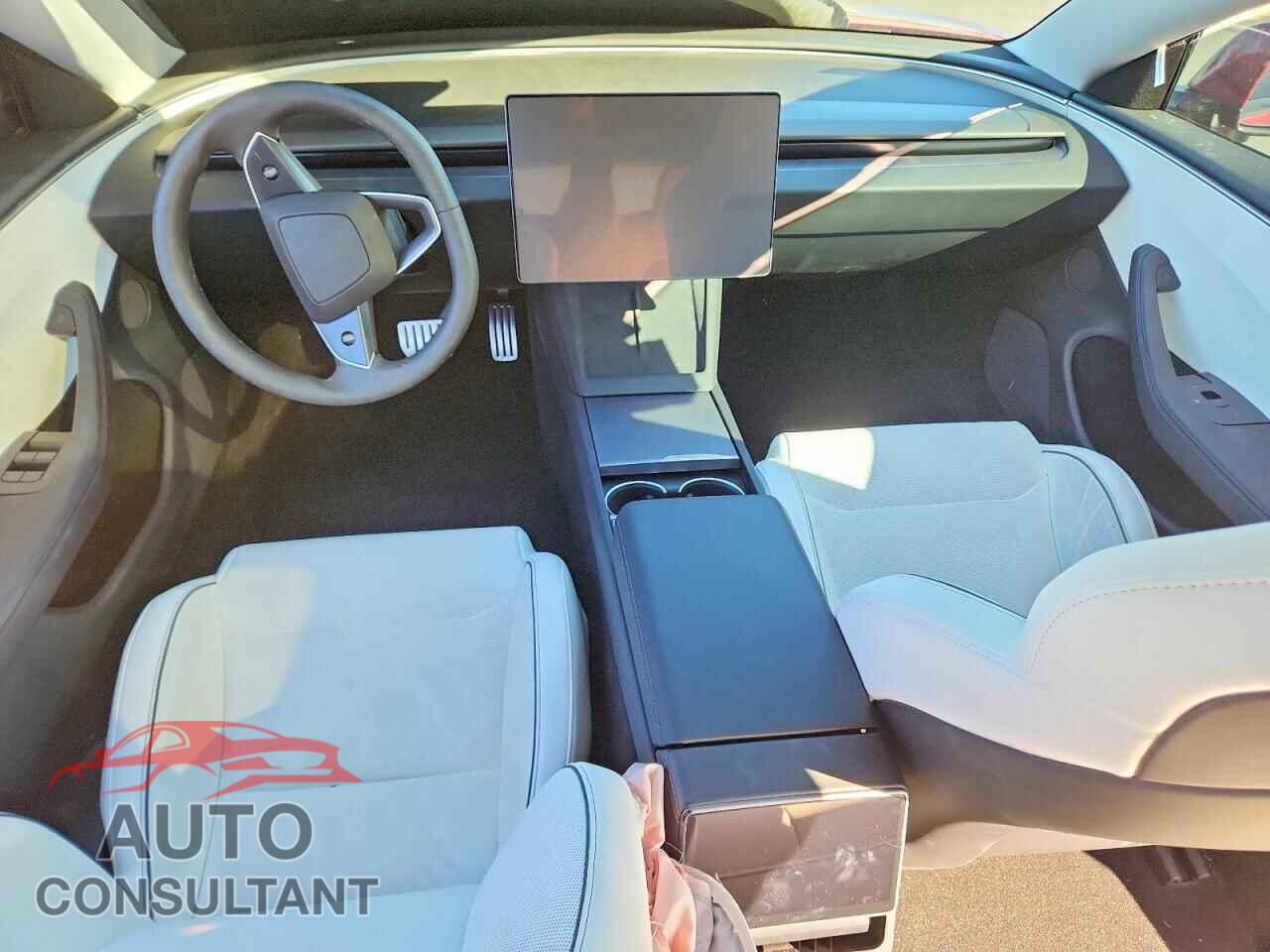 TESLA MODEL 3 2024 - 5YJ3E1ET7RF842596