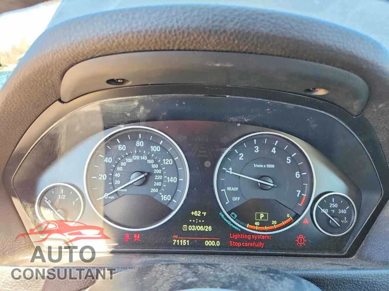 BMW 320 2014 - WBA3C3G54ENS69102