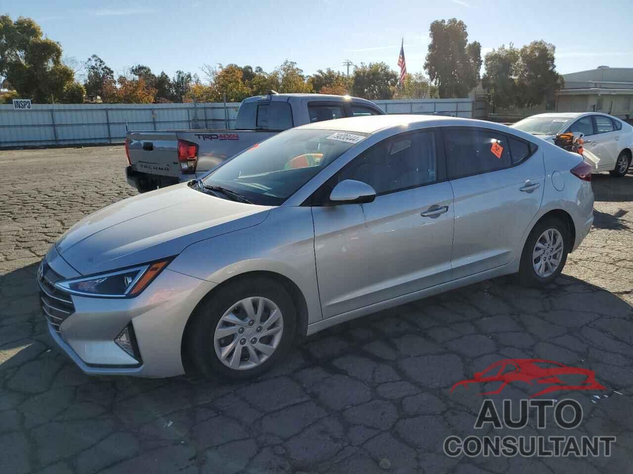 HYUNDAI ELANTRA 2020 - 5NPD74LF7LH517176