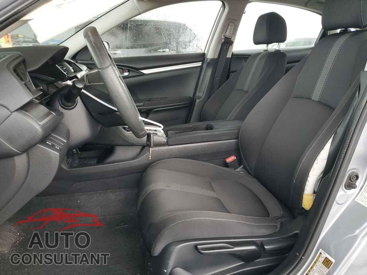 HONDA CIVIC 2018 - 2HGFC2F55JH554701