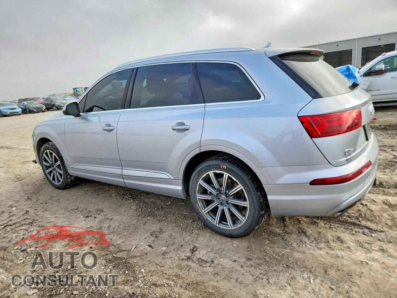 AUDI Q7 2017 - WA1LAAF75HD032395