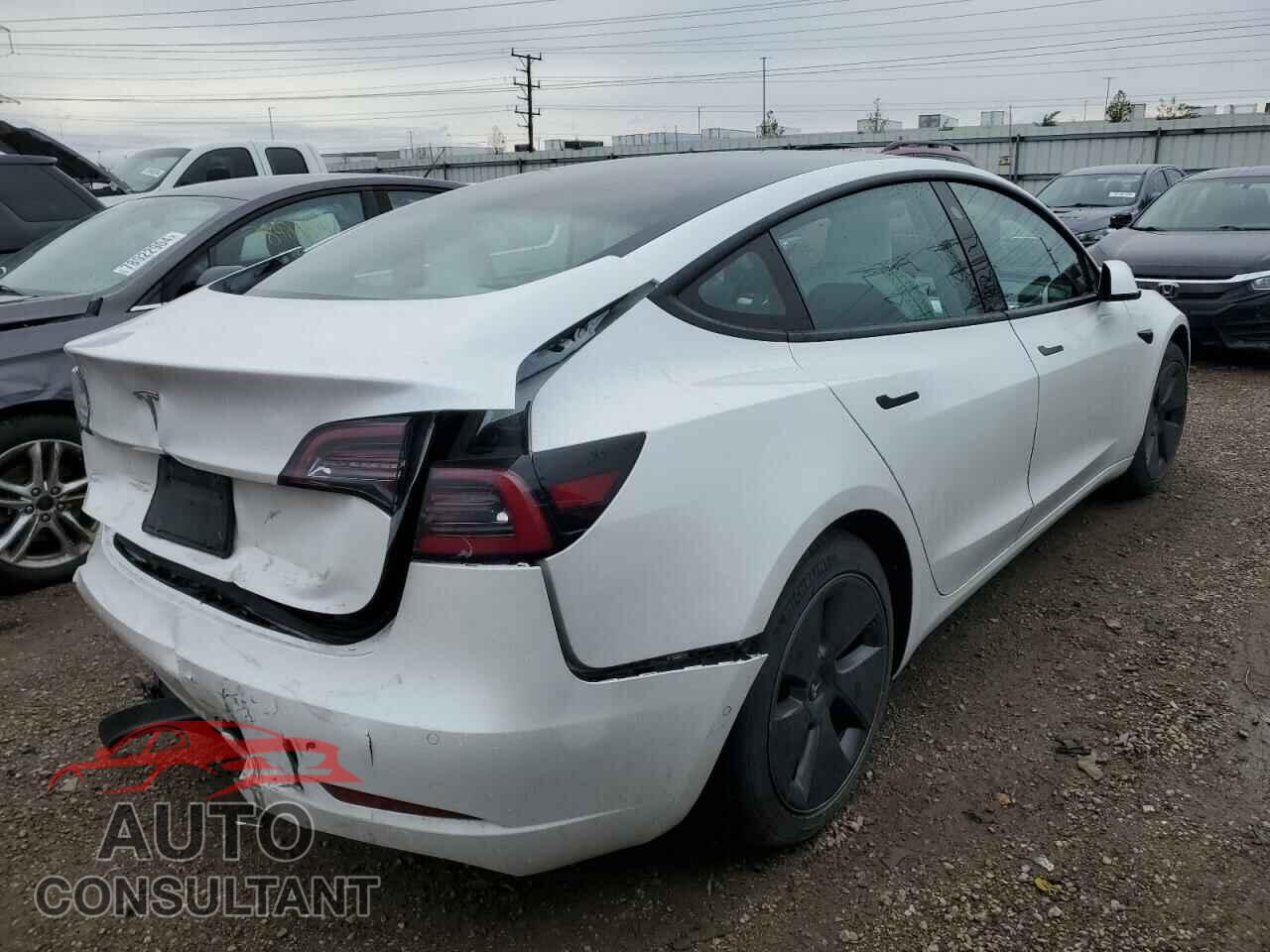 TESLA MODEL 3 2021 - 5YJ3E1EA5MF858903