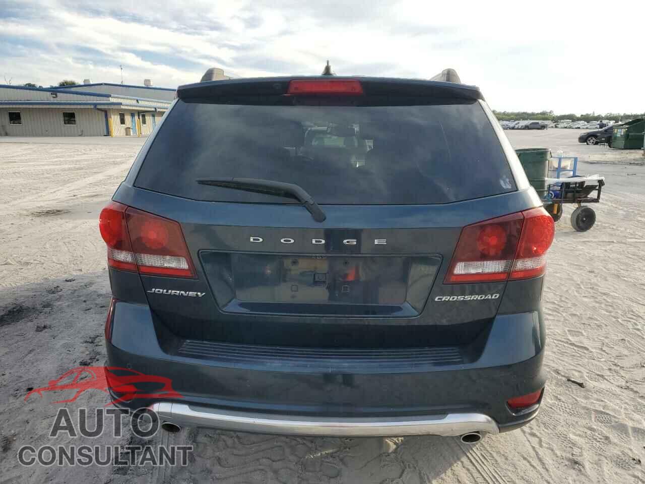 DODGE JOURNEY 2015 - 3C4PDCGG9FT611292