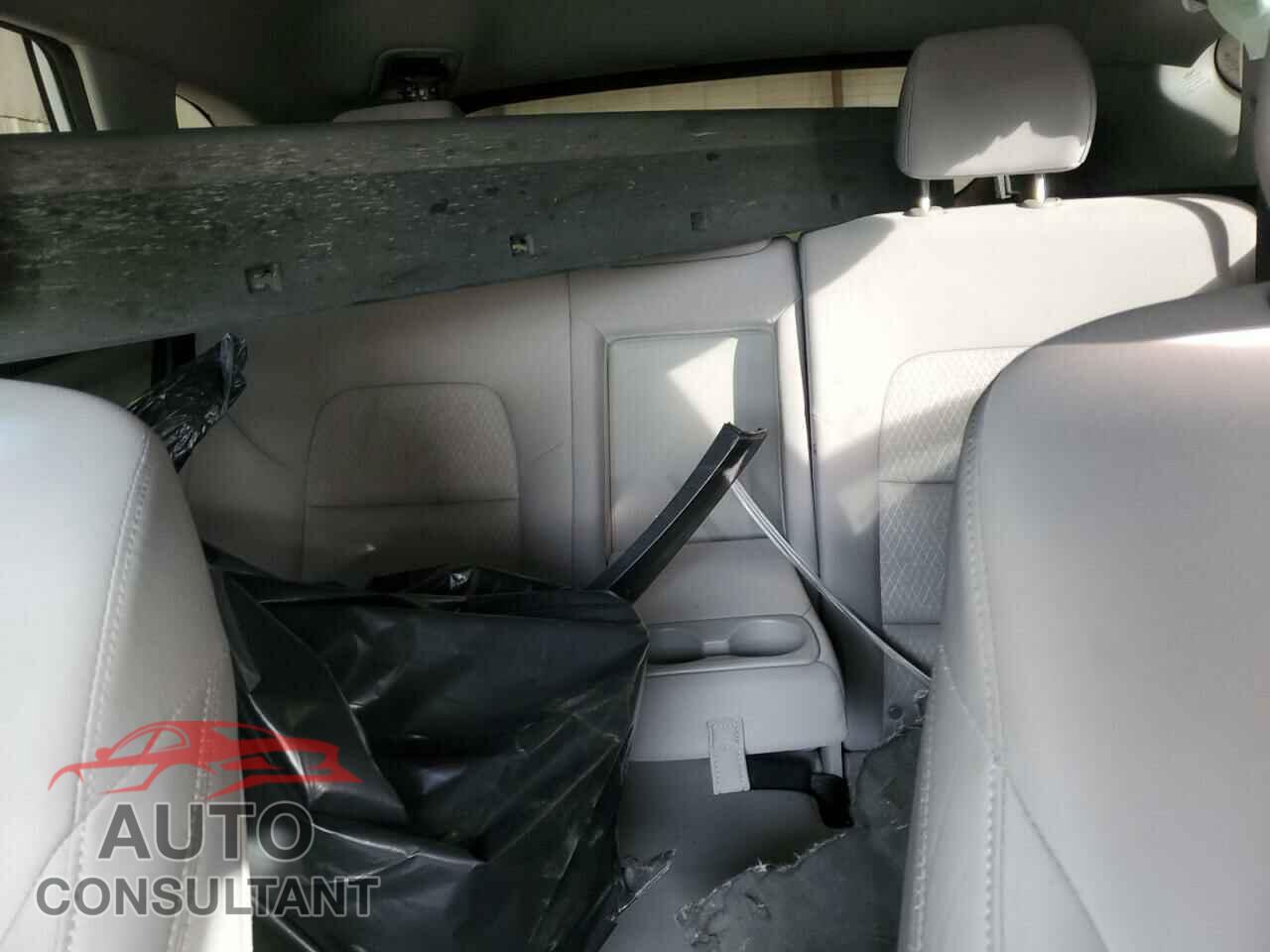 HYUNDAI TUCSON 2017 - KM8J3CA44HU517834
