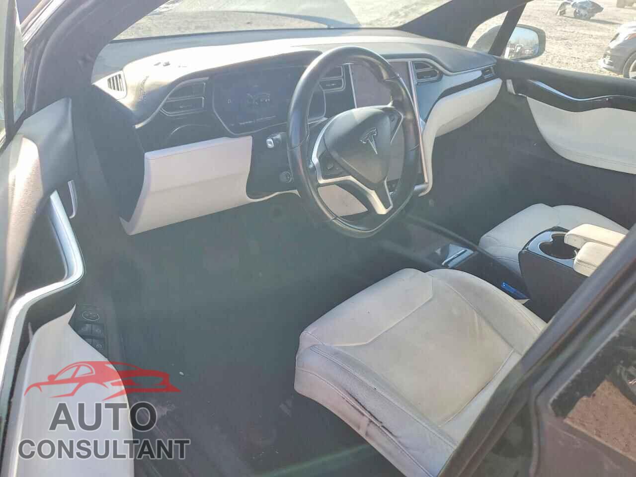 TESLA MODEL X 2017 - 5YJXCDE26HF056769