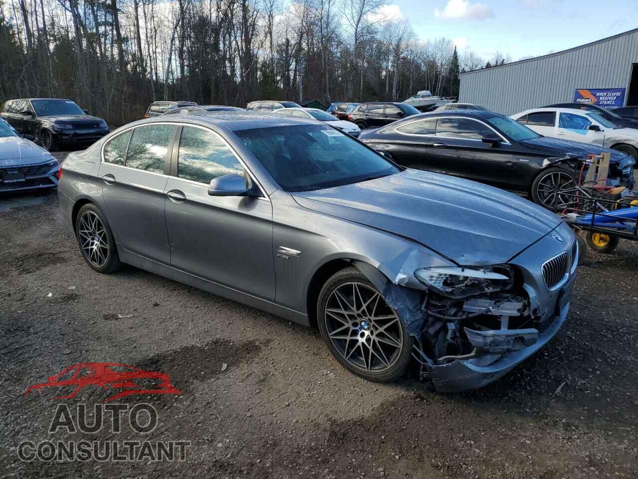 BMW 5 SERIES 2011 - WBAFU7C51BC870613