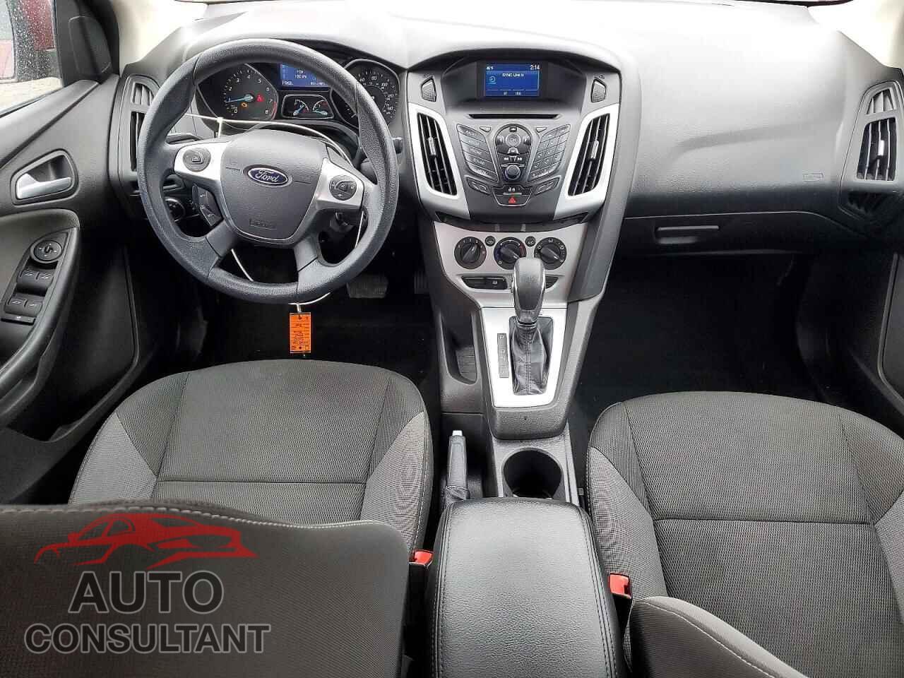 FORD FOCUS 2014 - 1FADP3F2XEL232513
