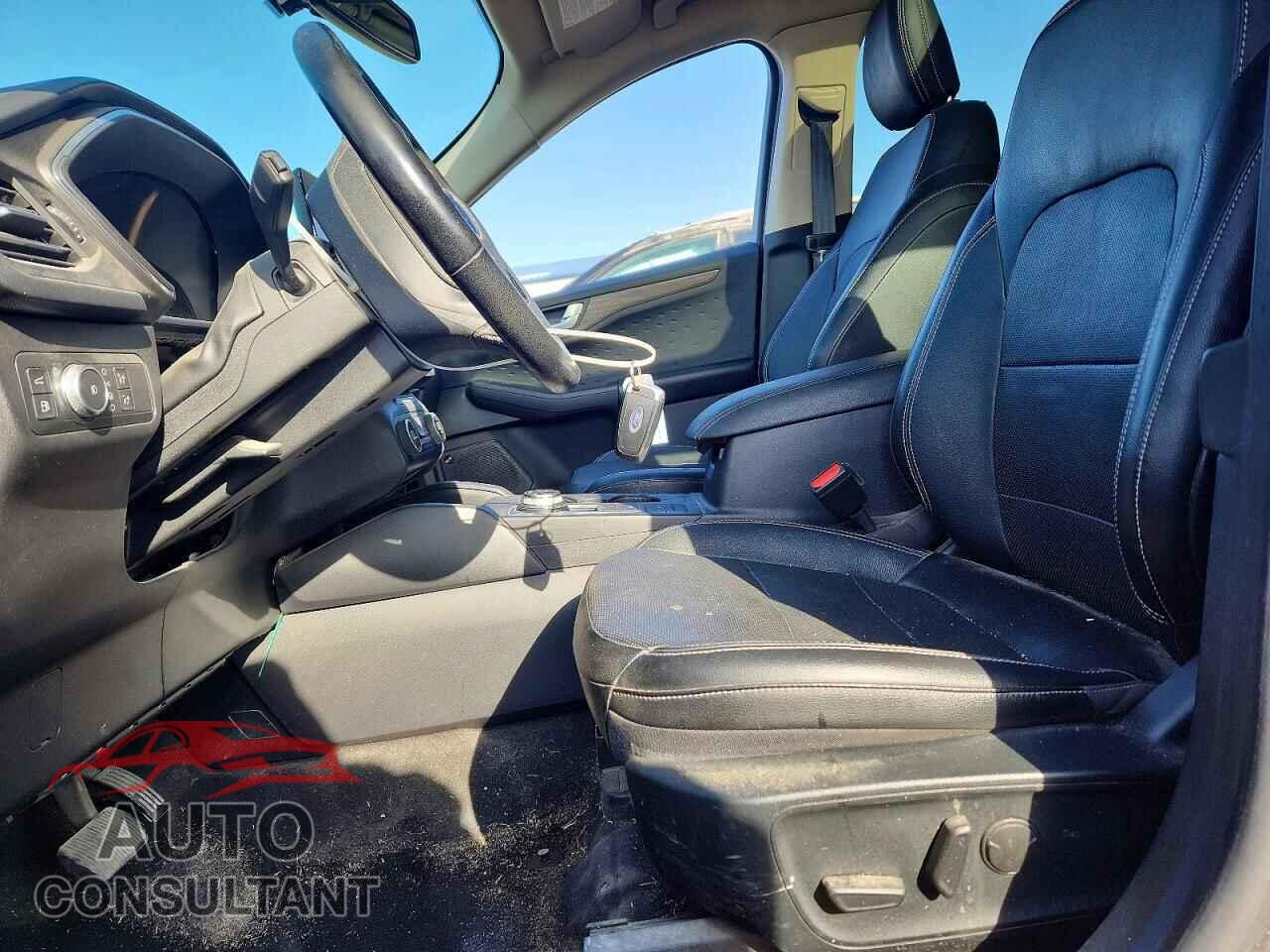 FORD ESCAPE 2020 - 1FMCU9DZ9LUB37848