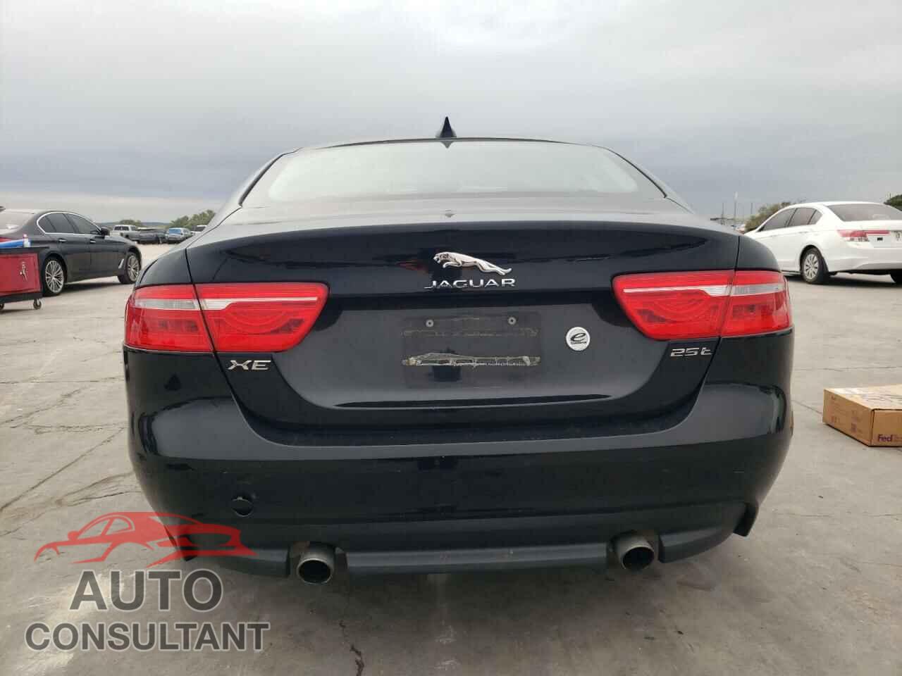 JAGUAR XE 2018 - SAJAR4FXXJCP27508