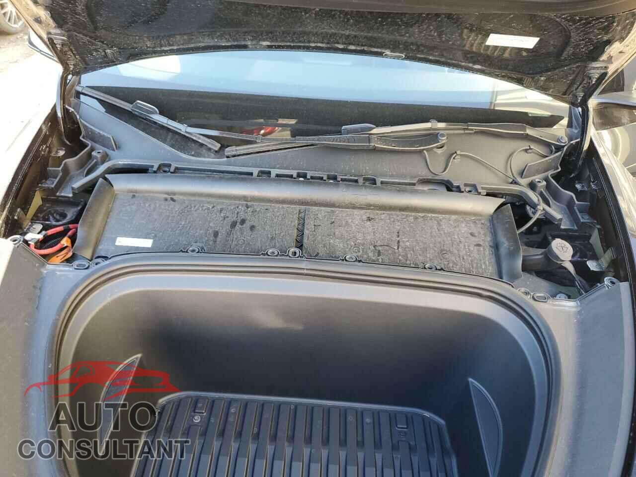 TESLA MODEL Y 2023 - 7SAYGDEF8PF709972