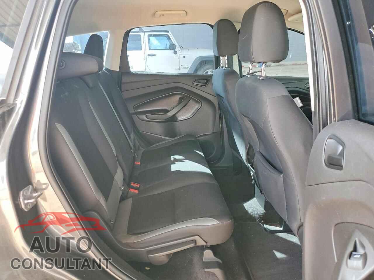 FORD ESCAPE 2015 - 1FMCU0F76FUC26711