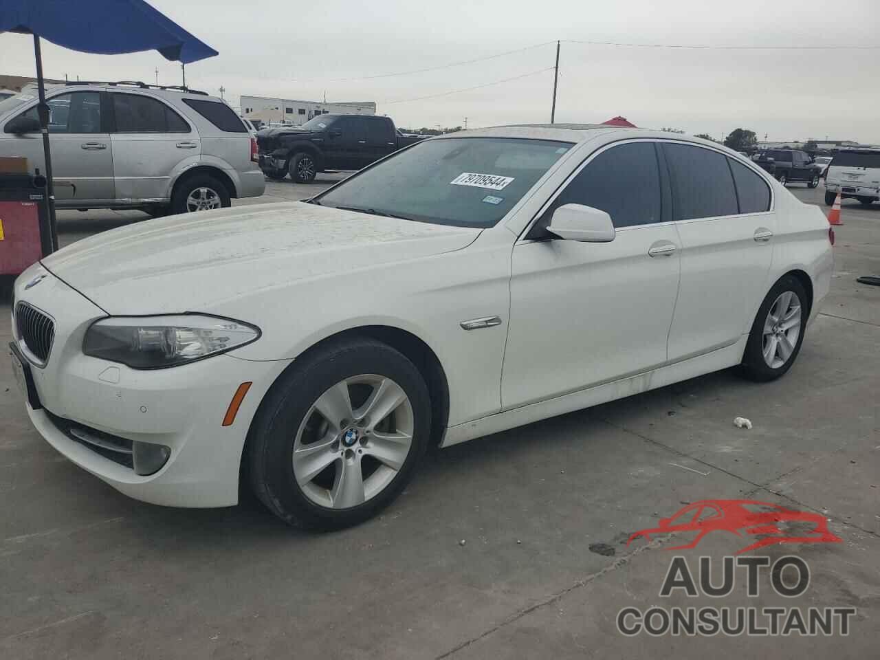 BMW 5 SERIES 2011 - WBAFR1C56BC743113