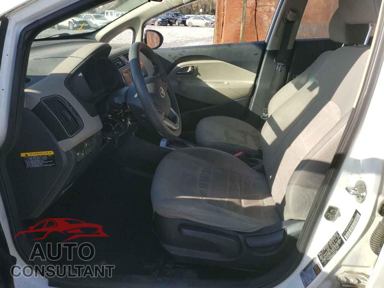 KIA RIO 2017 - KNADM4A37H6117828