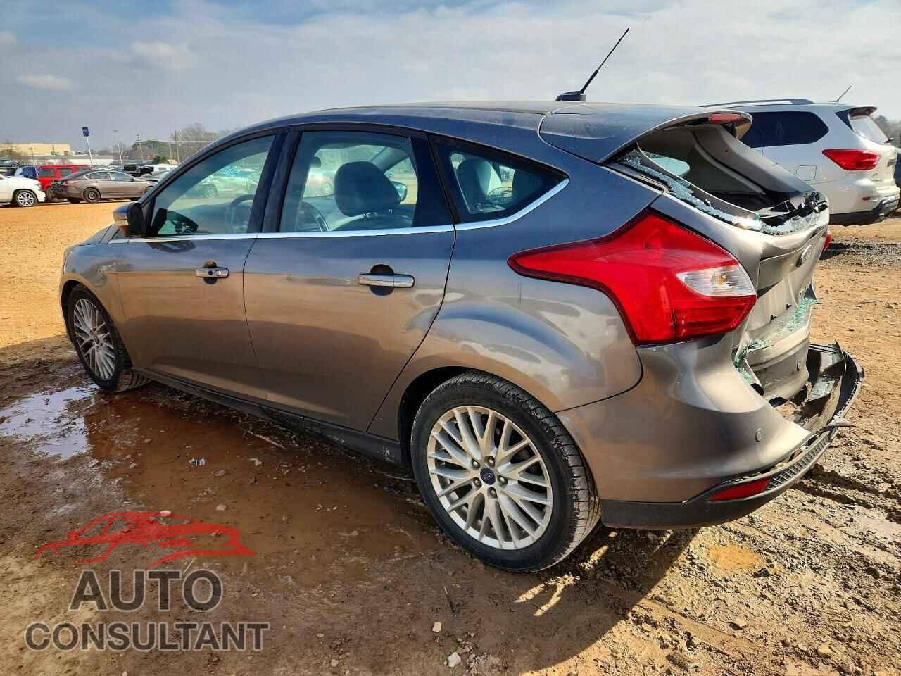 FORD FOCUS 2014 - 1FADP3N26EL341732