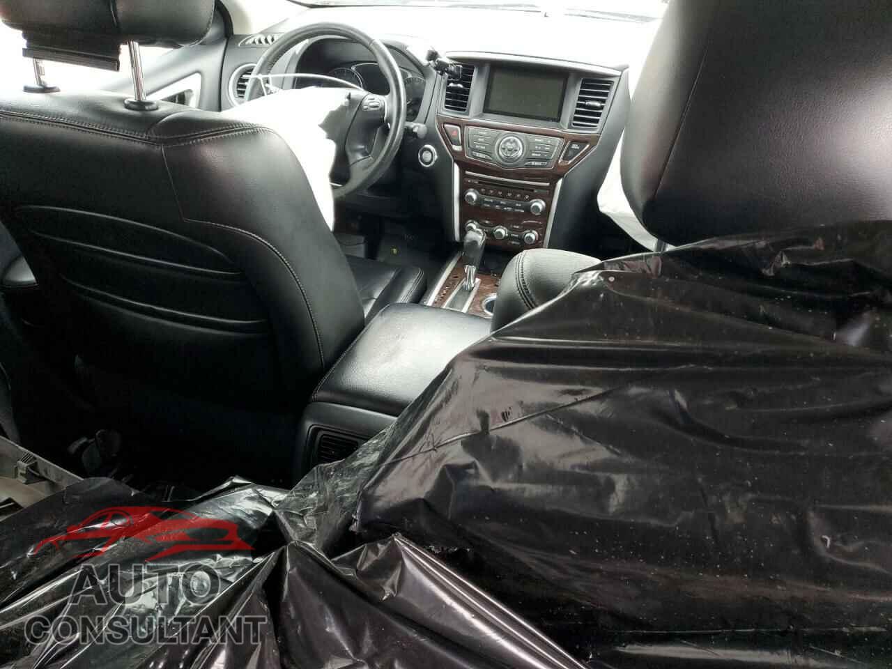 NISSAN PATHFINDER 2013 - 5N1AR2MM3DC611742